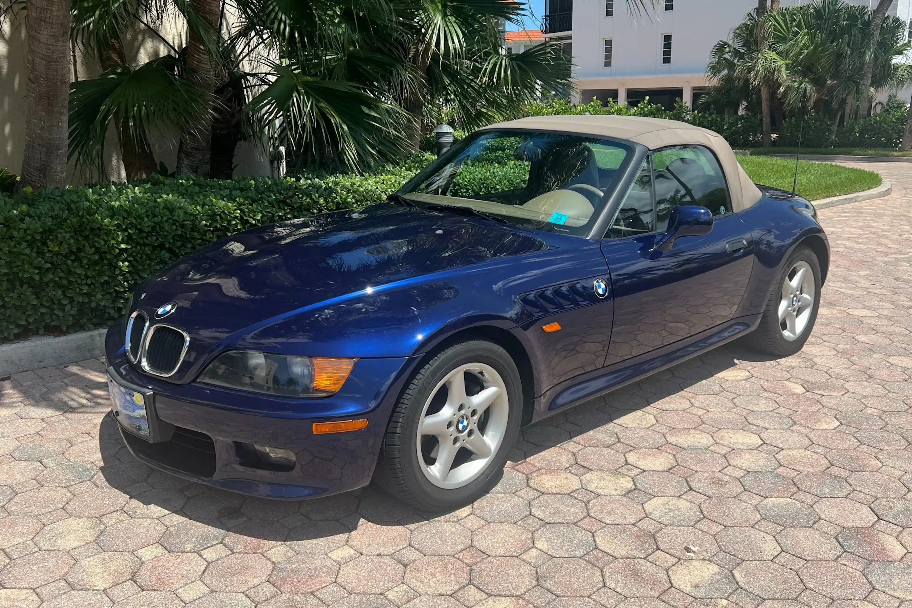 1998 BMW M Roadster VIN WBSCK9336WLC85176 | Hagerty Valuation Tools®